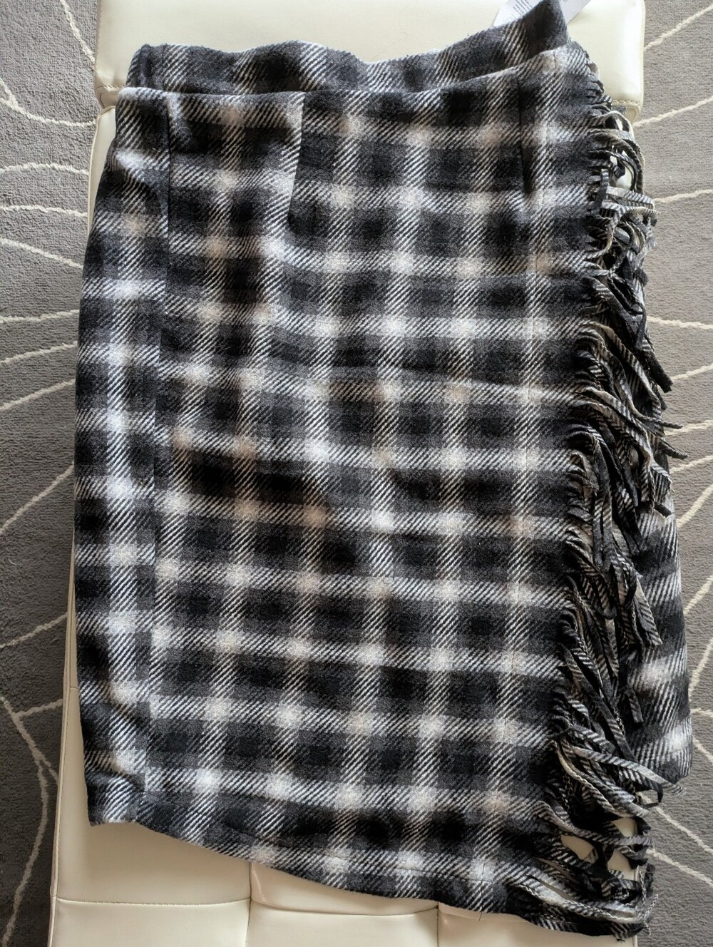 NWT Fringe Winter Shirt Check Plaid Design